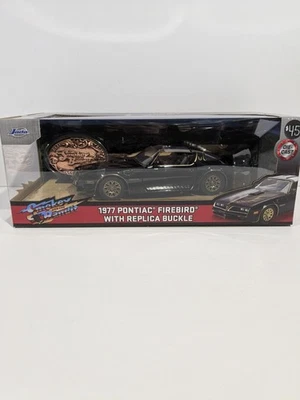1:24 Jada Hollywood Rides Smokey And The Bandit 1977 Pontiac Firebird & Buckle - Image 1 of 4
