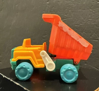 Camión de volteo de construcción vintage Playskool Lil Playmates 4" Hong Kong Foto 1 de 4
