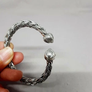 Brazalete de loto con cabeza de plata de ley 925 tejido hecho a mano 26,5 g,7 mm. Tamaño libre - Imagen 1 de 7