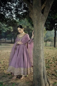 Pakistani Eid Salwar Kameez Ready made Suits Wedding Party Bollywood Bridesmaid - Picture 1 of 8