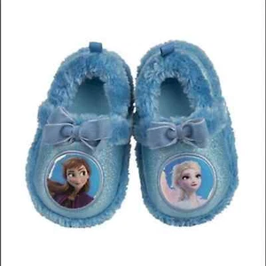 🆕 NWT Josmo Frozen Toddler Slippers - Elsa and Anna (Size 5) - Picture 1 of 8