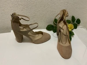 BCBG Pump Women's 10M /40 Cream Tan Beige Leissa Mary Jane Two-Tone Suede - Picture 1 of 10