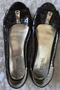 Michael Kors MK Open Toe Patent Leather Flats Sz 8 Pre-owned - Picture 1 of 6