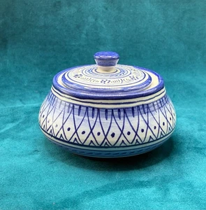 Vintage Deruta Italienische Keramik Schmuckschatulle Glas Deckel Blau Weiß Keramik 3 3/4" - Bild 1 von 10