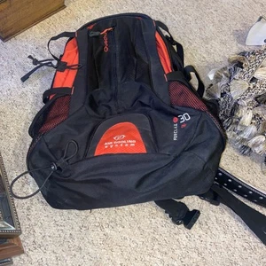 Quechua hiking backpack forclaz 30 air + air cooling system black Red - Picture 1 of 3
