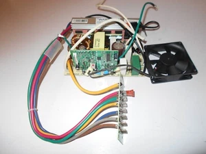 *WFCO WF- 8735 CONVERTER MAIN BOARD ASSEMBLY FUSE HOLDER FAN *6* - Bild 1 von 5