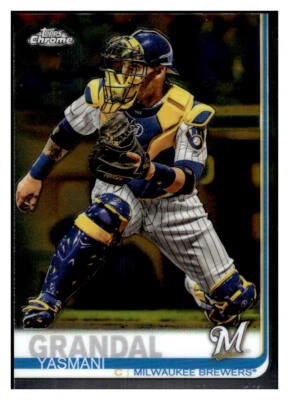 2019 Topps Chrome Update #17 Yasmani Grandal Milwaukee Brewers - Image 1 of 2