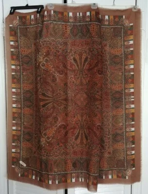 Bufanda/envoltura vintage de cachemira PIRAMIT para mujer 48”x48”. Foto 1 de 4