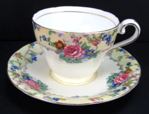 Taza de té y platillo Aynsley floral 35195 patrón porcelana de hueso vintage 1934 - Imagen 1 de 17