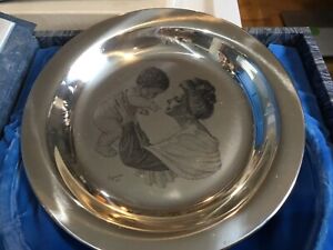 FRANKLIN MINT STERLING SILVER 1973 MOTHERS DAY PLATE MOTHER AND CHILD 198.5 GRAM