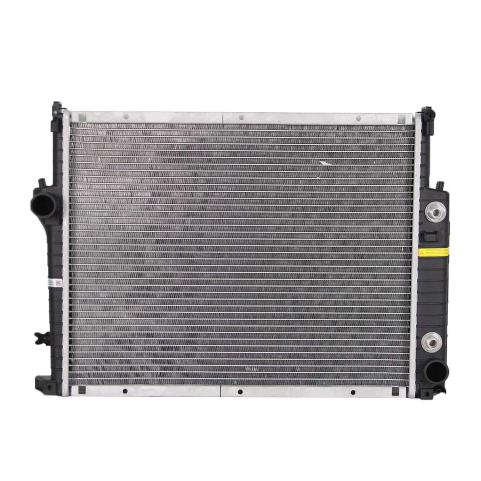 CU975 Aluminum Radiator Fit for BMW 325 325i 325is 325iX 1988-1991 2.5 2.7 L6 Foto 1 de 4
