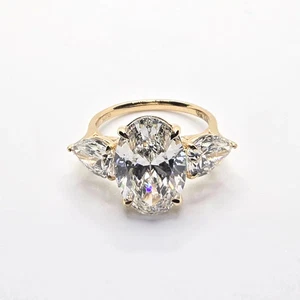 6.41cts Oval Lab Grown Diamond Trilogy Ring 18K Yellow Gold IGI Pear Cut - Picture 1 of 9