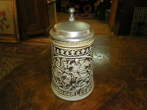 Bierkrug mit Spruch – "Ja, so warn’s die alten Rittern" – Keramik mit Zinndeckel - Picture 1 of 6