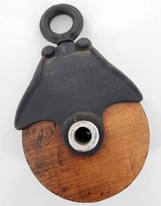 Antiker Louden K288 Gusseisen und Holz Heuwagen Scheune Riemenscheibe rustikal primitiv - Bild 1 von 6