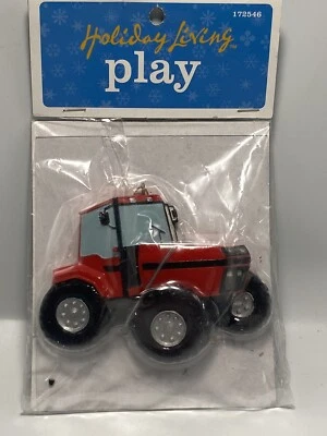 Adornos de tractor Lowe's colgantes modelo de juego de vida navideña # W0302 rojo Foto 1 de 4