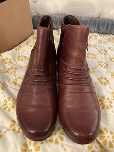 Stivaletti/Shooties Pegasus marca Terra. Taglia 8b— Colore Merlot - Foto 1 di 5