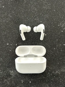 Apple AirPods Pro 1st Gen with Magsafe Charging Case A2083 A2084 A2190 - Picture 1 of 5