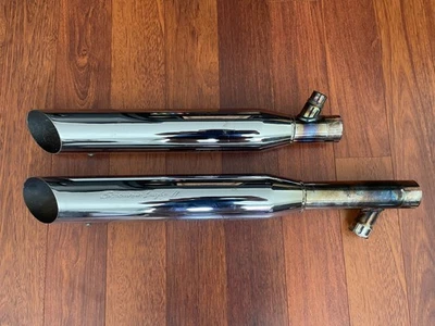 Silenciadores cromados OEM 80444-03 Harley Davidson 00-Later Softail Screamin Eagle II 80444-03 Foto 1 de 4