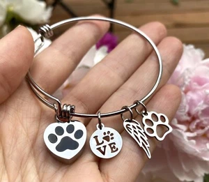 Pet Cremation Urn Bracelet Dog Cat Paw Print Holds Ashes Expandable Wire Bangle - Picture 1 of 11