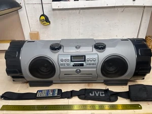JVC-B 90 Getthoblaster mit Trageriemen und Fernbedienung - Bild 1 von 6