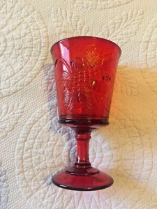 L.G. Wright Red Strawberry And Current Water Goblet - Picture 1 of 6