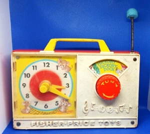 Reloj musical Fisher Price 1964 vintage juguete nogal americano Dickory Dock funciona ratón EE. UU. - Imagen 1 de 5