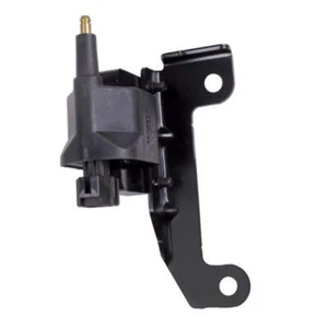 Omix Ignition Coil Fits 98-02 Wrangler/G.Cherokee/Cherokee - Picture 1 of 2