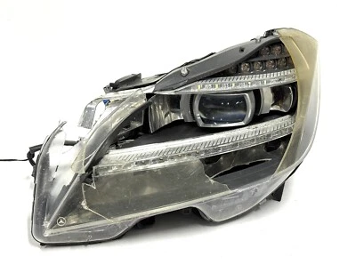 W218 MERCEDES 2013 CLS63 AMG ПЕРЕДНЯЯ ЛЕВАЯ СВЕТОДИОДНАЯ ФАРА СО СТОРОНЫ ВОДИТЕЛЯ - Изображение 1 из 4