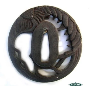 Antigua espada japonesa de hierro Samorai Tsuba siglo XIX. - Imagen 1 de 2