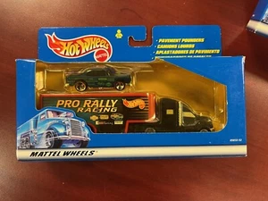 2000 Hot Wheels Pavement Pounders, Blue 1955 Chevy, truck - Bild 1 von 2