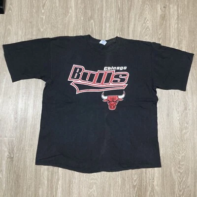 Camiseta Bulls 2XL Chicago Starter Bull Logo NBA Baloncesto Día del Juego Camiseta Deletreada Foto 1 de 4