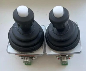 ♕♕♕ NMF Deck Crane right + left joystick control UPS ♕♕♕ - Picture 1 of 12