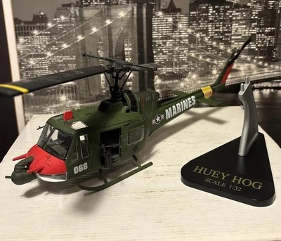 Motorworks Diecast  1/32 Aircraft Huey Hog Marines Helicopter Model With Stand - Image 1 of 4