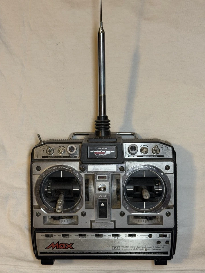 Max Multifunción Fm Sistema de Radio Control Digital Cinco Canales ABC y WSystem Foto 1 de 4