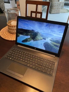 HP 15Z-DB000 Laptop AMD A9-9425 3.10GHz, 1TB HDD, 8GB RAM, Windows 10 Home - Afbeelding 1 van 5