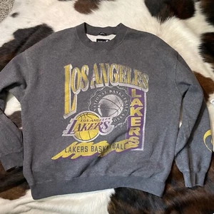 Camiseta Los Angeles Lakers NBA Hombre Med Abercrombie & Fitch Crew Sudadera - Imagen 1 de 7