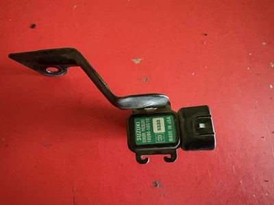 CHEVY METRO 95-01 MAP SENSOR PRESSURE CONTROL 30013115 OEM GEO BRACKET & FILTER - Image 1 of 2