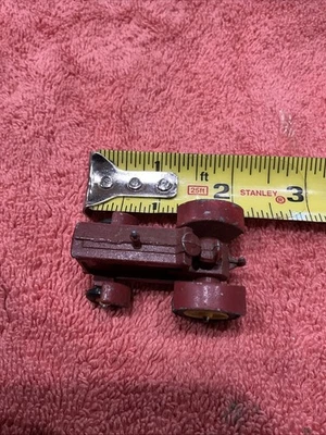 Tractor Tootsie de metal vintage Foto 1 de 3