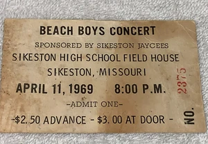 The Beach Boys 1969 Ticket Yellow Payges the Serfs New Colony Six Joe Hicks USA - Bild 1 von 6
