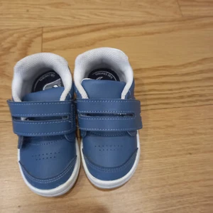 blaue Kinderschuhe Größe 23 mit Klettverschluss - Bild 1 von 4