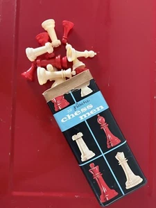 Vintage 1950's Halsam Chess Men in Original Box - Set 420 - Picture 1 of 6