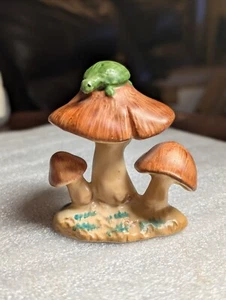 Lefton Vintage 3" Figurine Turtle On Mushrooms Toadstools Original Sticker Japan - Picture 1 of 13