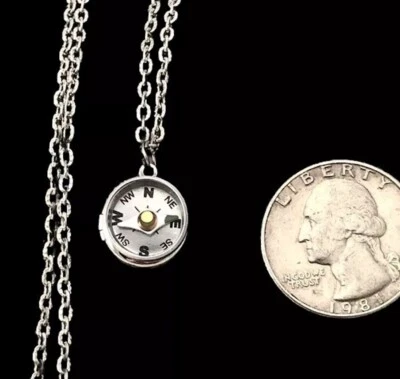 Collar mini medallón brújula de trabajo, viaje, guía, protección Foto 1 de 4