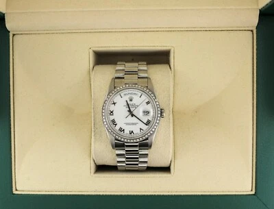 1995 年劳力士 Day-Date 18206 白色罗马表盘白金总统钻石表圈 36 毫米 — 第 1/4 张图片