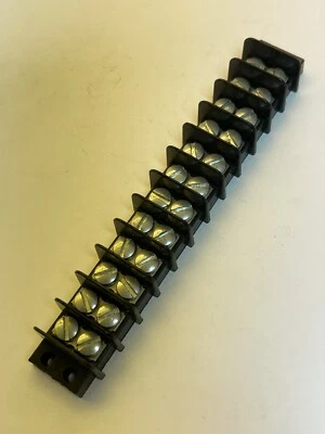 Electrical Terminal Block 12 Position (24A89) - Image 1 of 3