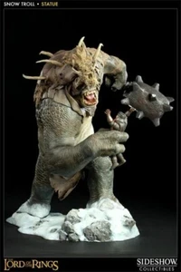 Sideshow Lord Of The Rings Snow Troll Statue - Picture 1 of 12