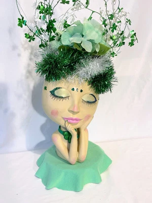 CABEZA PLANTADORA FACIAL Linda cara de dama. ¡Decora o úsalo con una planta real! ☘️ Foto 1 de 4