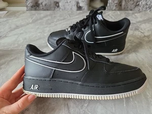 NIKE AIR FORCE 1 LOW '07 BLACK WHITE SOLE TRAINERS MENS SIZE UK8 EU42.5 GENUINE - Picture 1 of 13