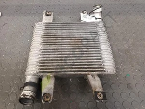 2001-2006 HYUNDAI TERRACAN Intercooler 281904X700 - Picture 1 of 17