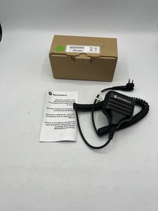 GENUINE Motorola HKLN4606 Remote Speaker Microphone - Black - Picture 1 of 5